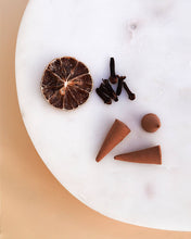 Load image into Gallery viewer, Christmas Warm Spice Incense Cones