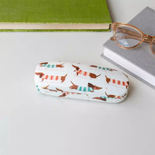 Load image into Gallery viewer, Glasses Case &amp; Cleaning Cloth - Sausage Dog