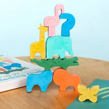 Load image into Gallery viewer, Animal Shaped Stacking Chalks