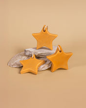 Load image into Gallery viewer, Set of 3 Scented Warm Spice Wax Melt Christmas Ornaments